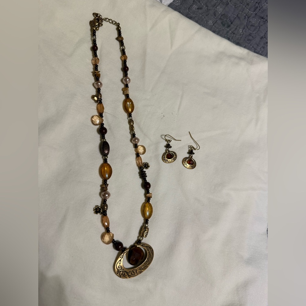 Premiere Designs Elegant Gold and Brown Necklace and Earring Set